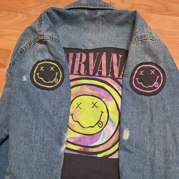 NIRVANA Blue Denim Jacket with Multicolor Patch - Picture 2 of 10